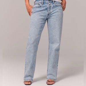 Abercrombie & Fitch 90’s Baggy Low Rise Jean